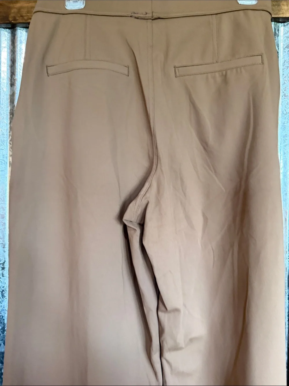 NWOT   HALARA Women's Wide-Leg work pants- brown sz med